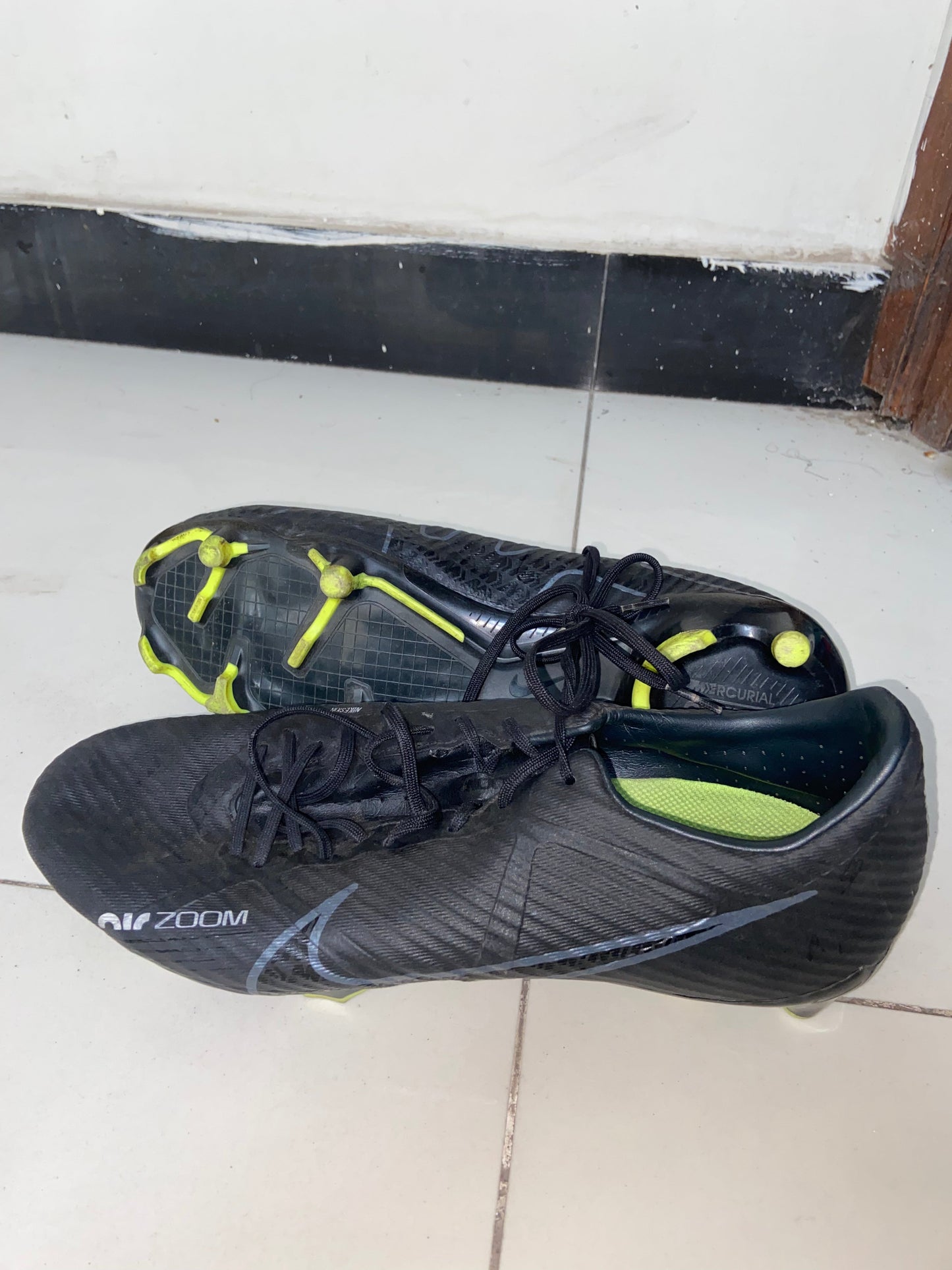 NIKE AIR ZOOM BLACK EDITION FOOTBALL BOOTS