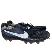 NIKE TIEMPO FOOTBALL CLEATS